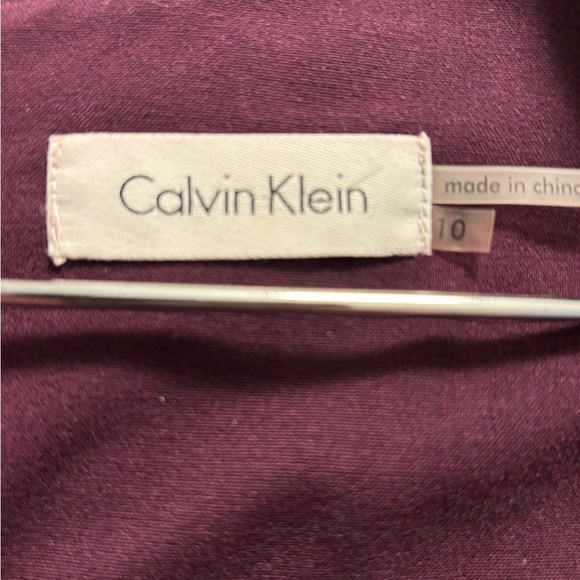 Calvin Klein women dress 
Color purple 
Size 10 - Picture 3 of 3